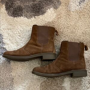 Kodiak Brown Suede Chelsea Boots